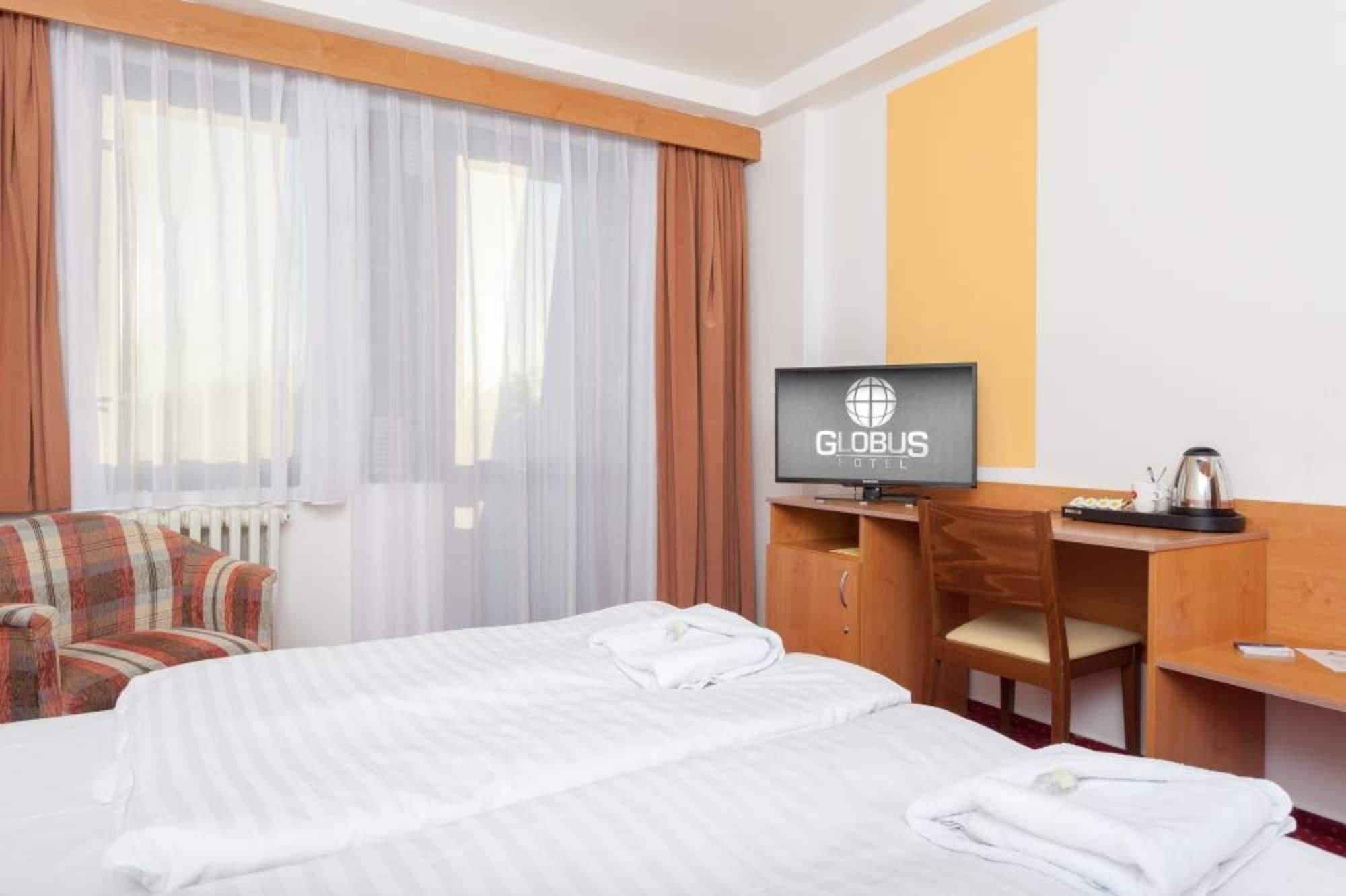 Hotel Globus Praha Bagian luar foto